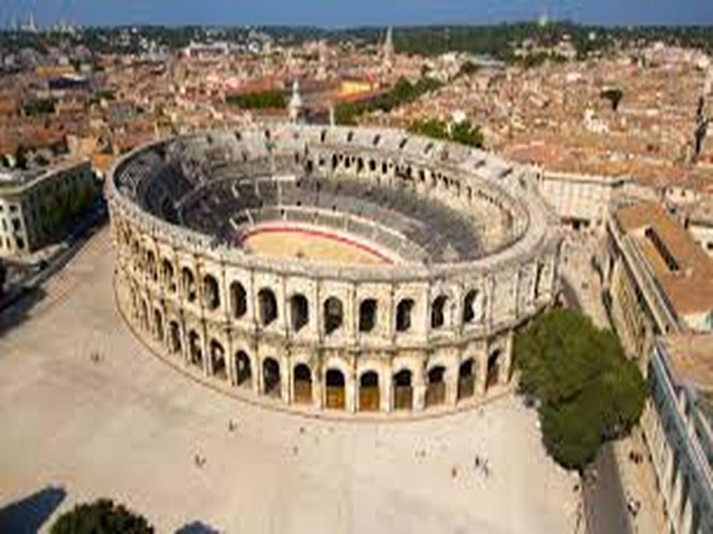 Chambres D'Hotes Des Huppes Nîmes Exterior foto